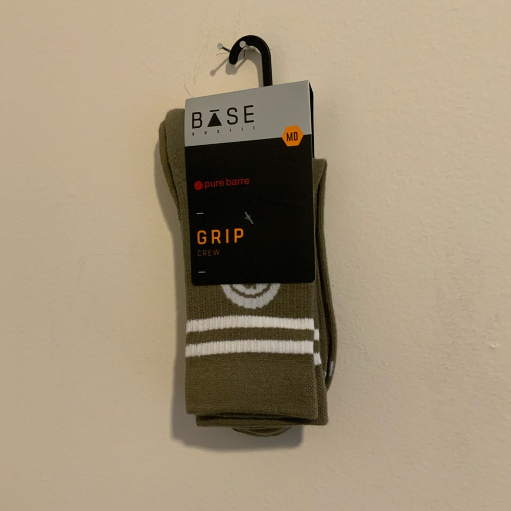 Pure Barre Olive Grip Crew Socks - Medium